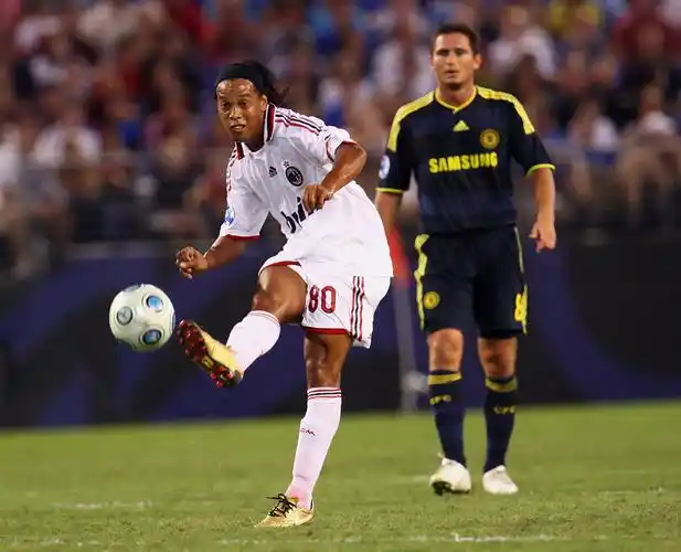 策将极大影 策将极大影